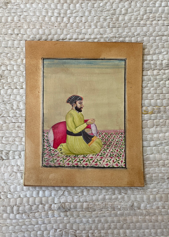 Sitting Maharaja (3) - A101