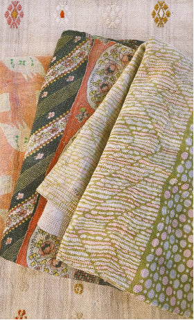 Organic patterned textiles laid out