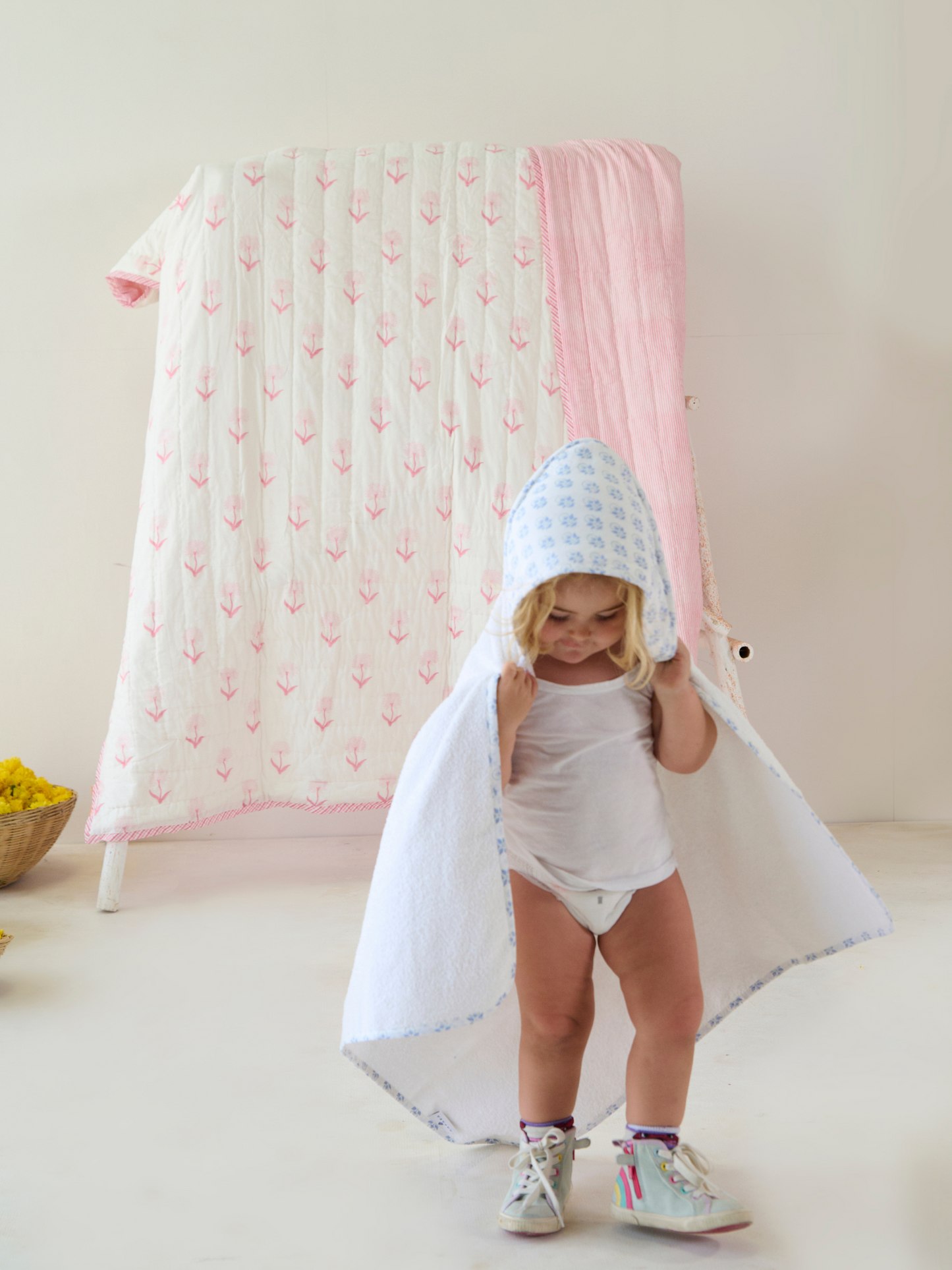 Load image into Gallery viewer, Blue Hooded Toddler / Baby Towel
