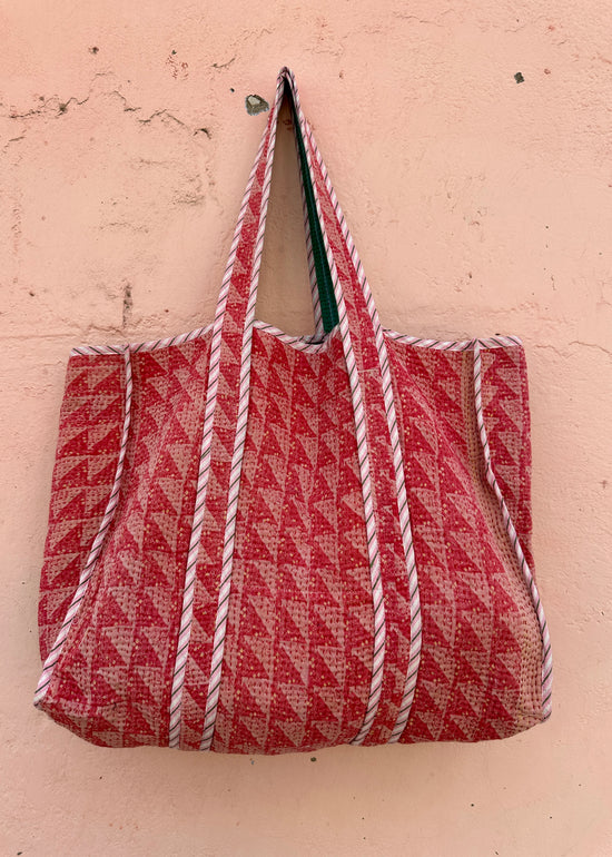 Load image into Gallery viewer, Kantha Tote Bag (9)
