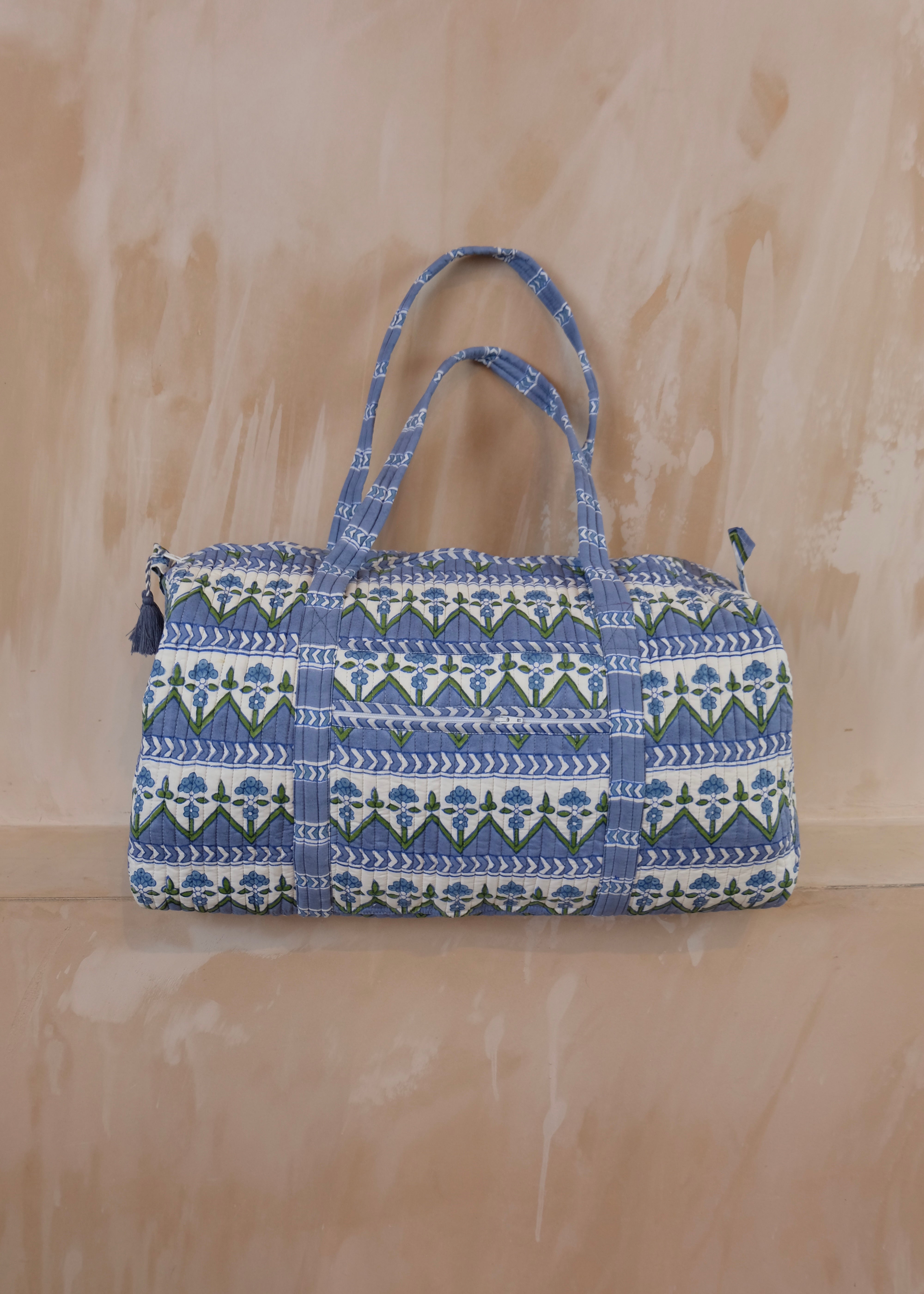 quilted-duffle-bag-blue-zig-