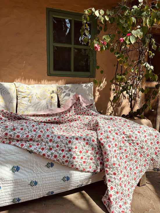 Red Floral Summer Pique Bed Quilt