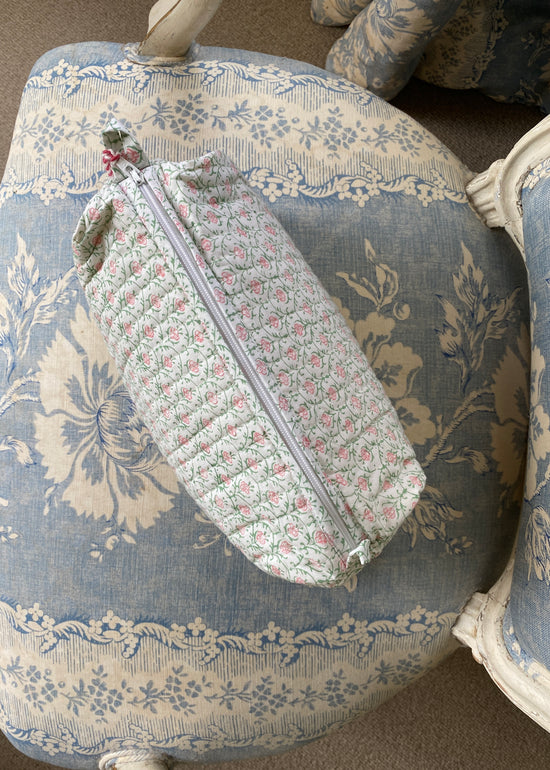 Load image into Gallery viewer, Green / Pink Organic Cotton Wash Bag
