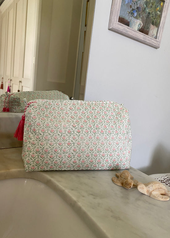 Load image into Gallery viewer, Green / Pink Organic Cotton Wash Bag
