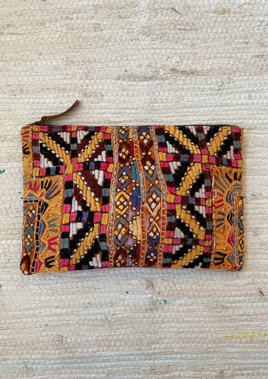 Load image into Gallery viewer, Sindhi Textile Pouch (4)
