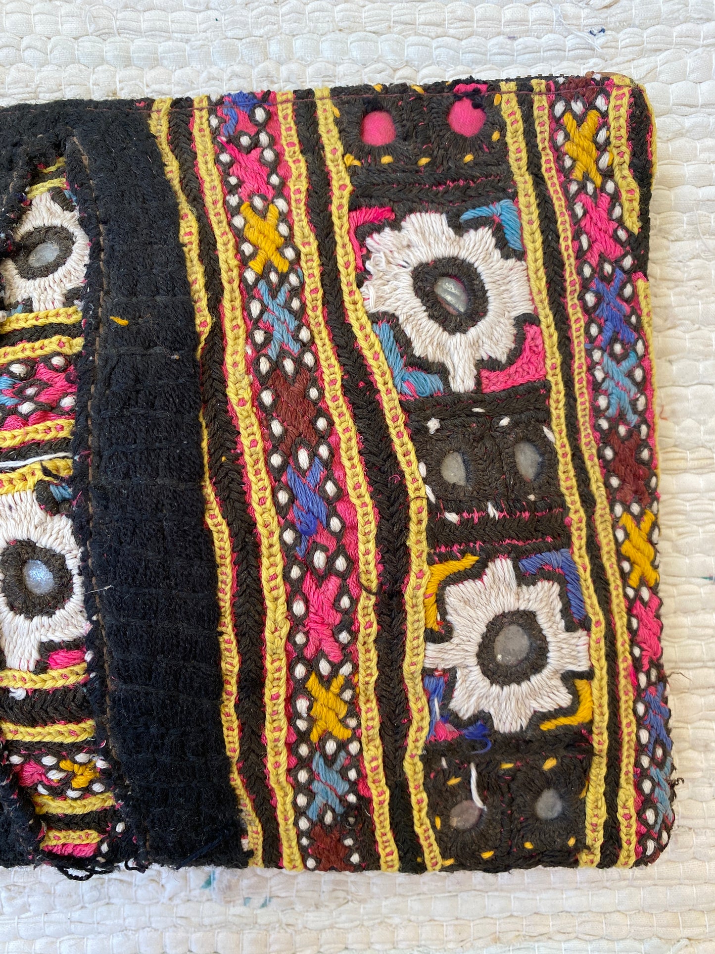 Load image into Gallery viewer, Sindhi Textile Pouch (7)
